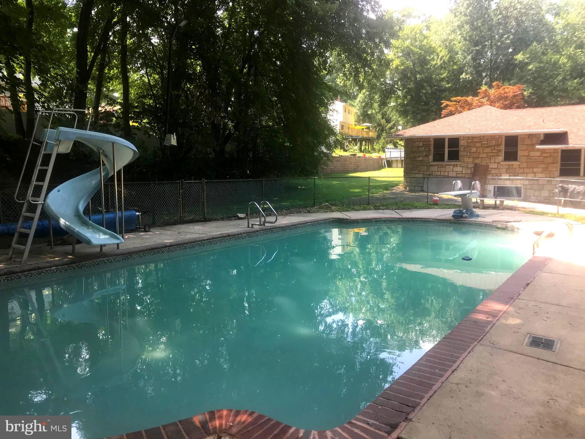 1675 Larkin Road Boothwyn, PA 19061 - Photo 29 of 31 Gallery Image 29
