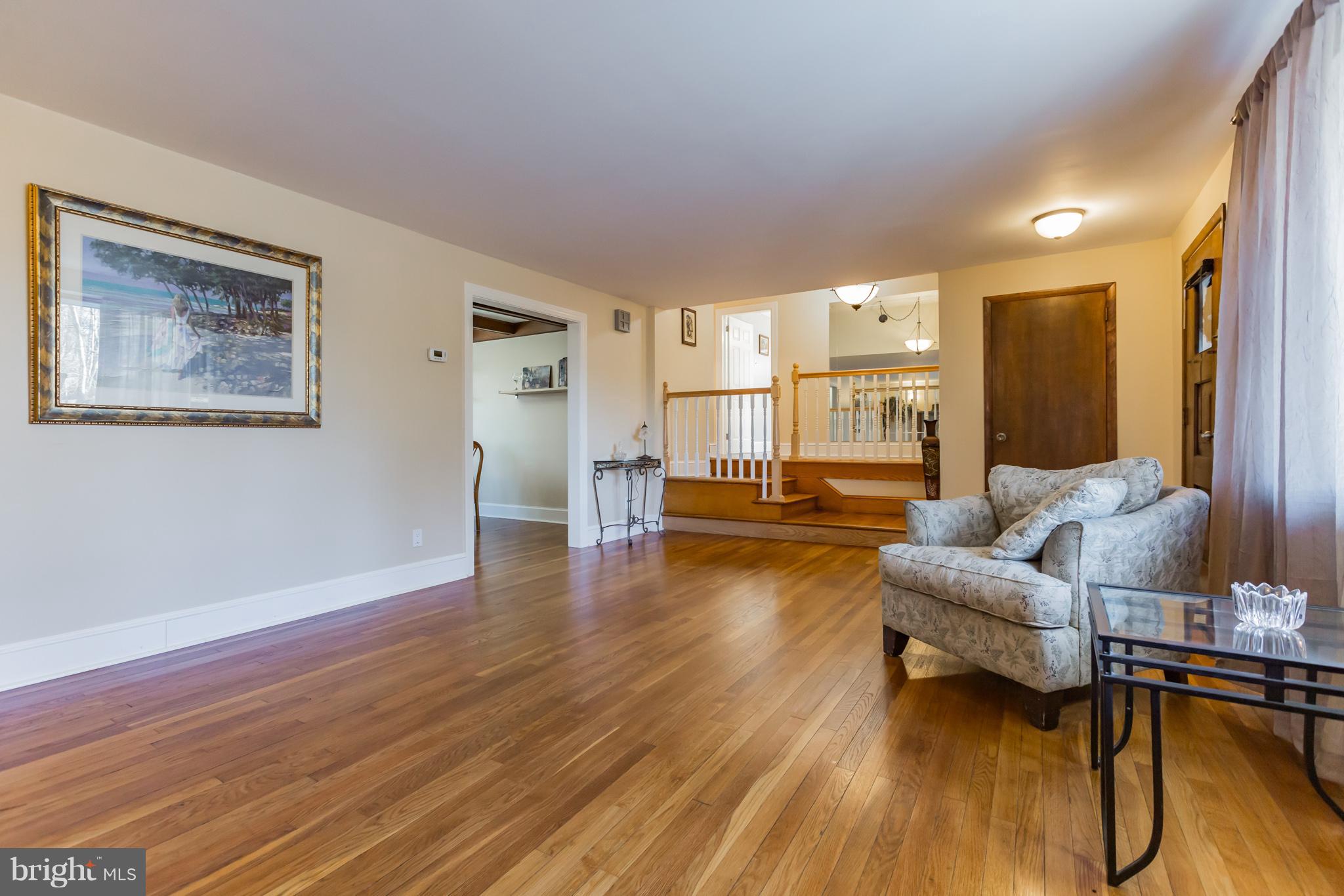 1675 Larkin Road Boothwyn, PA 19061 - Photo 4 of 31 Beautiful Hardwoods