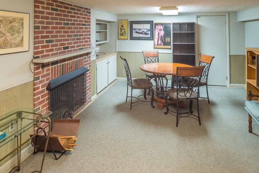 11 Trager Road Marblehead, MA 01945 - Photo 15 of 17