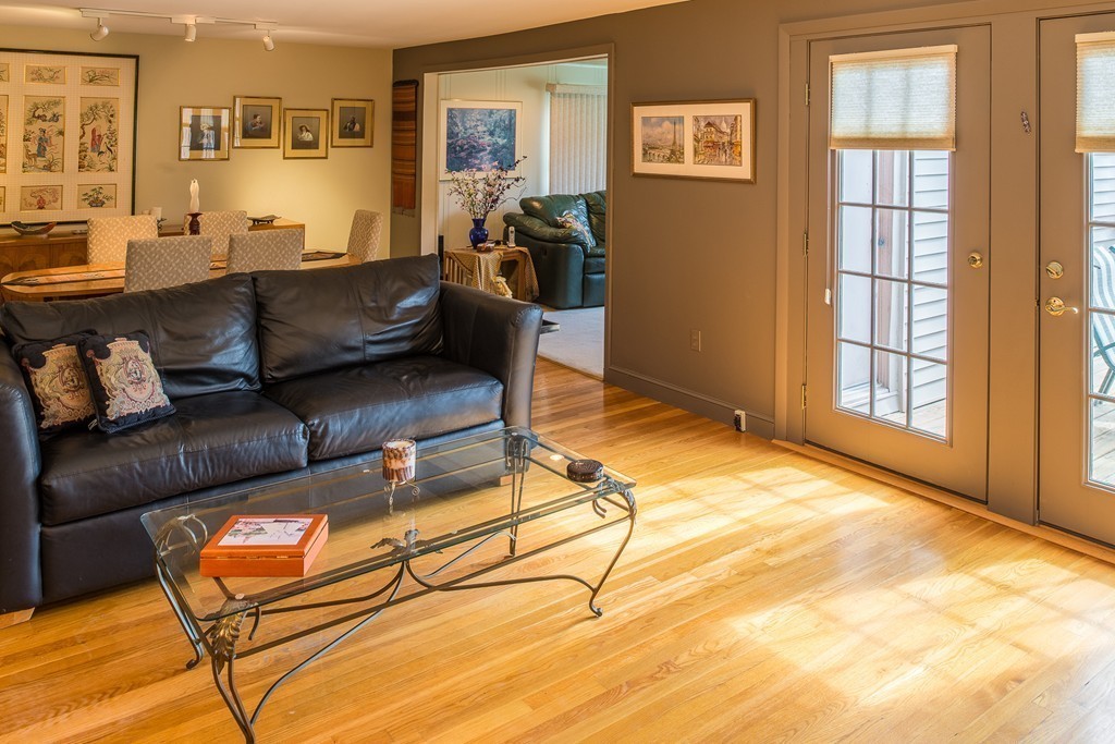 11 Trager Road Marblehead, MA 01945 - Photo 2 of 17