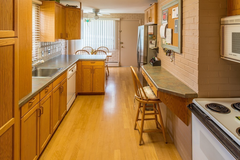 11 Trager Road Marblehead, MA 01945 - Photo 9 of 17