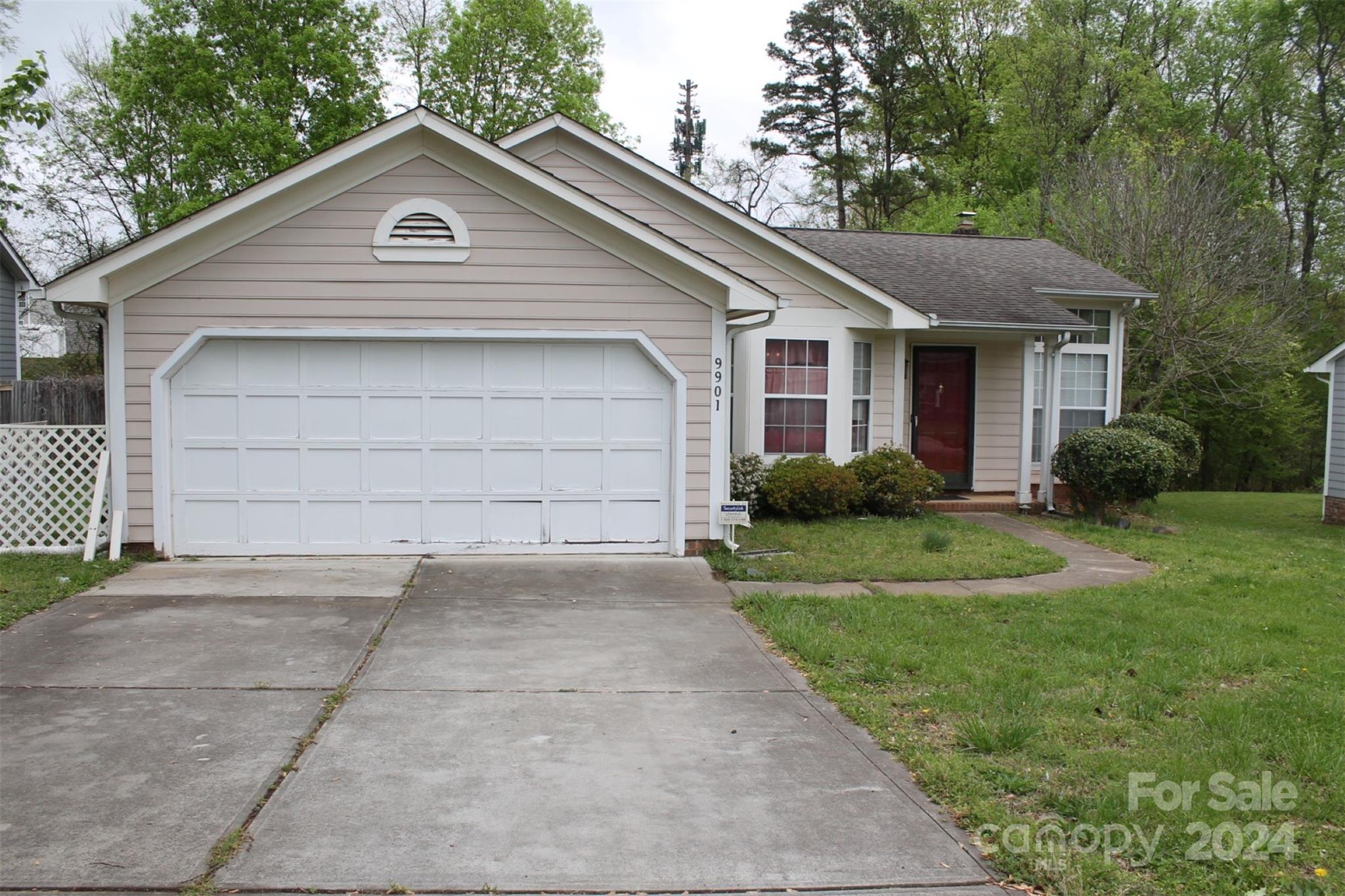 9901 Dunfries Road Matthews, NC 28105 - Photo 2 of 13 Gallery Image 2
