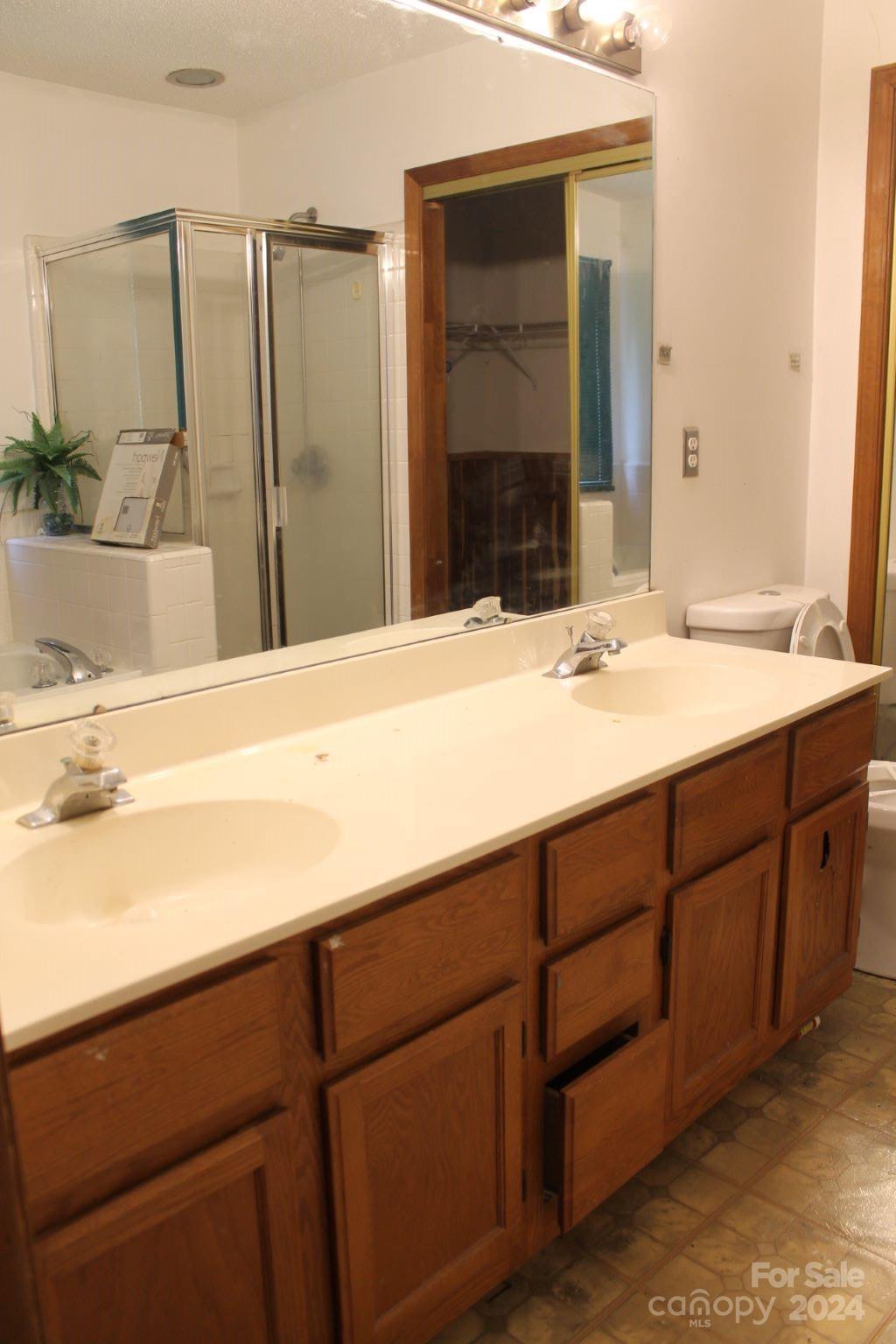 9901 Dunfries Road Matthews, NC 28105 - Photo 8 of 13 Gallery Image 8