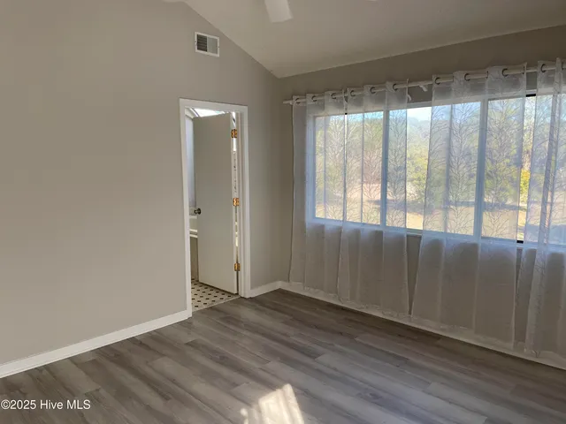 $1,300 | 891 Mh Marina Road, Unit 1, Calabash, NC 28467