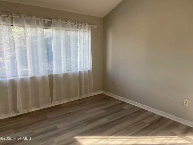 $1,300 | 891 Mh Marina Road, Unit 1, Calabash, NC 28467