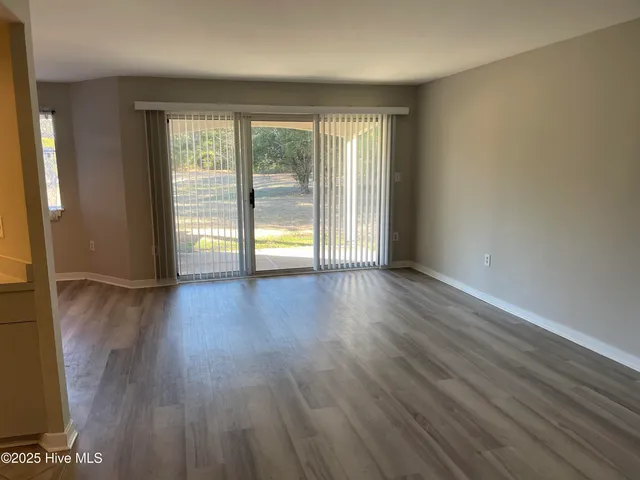 $1,300 | 891 Mh Marina Road, Unit 1, Calabash, NC 28467