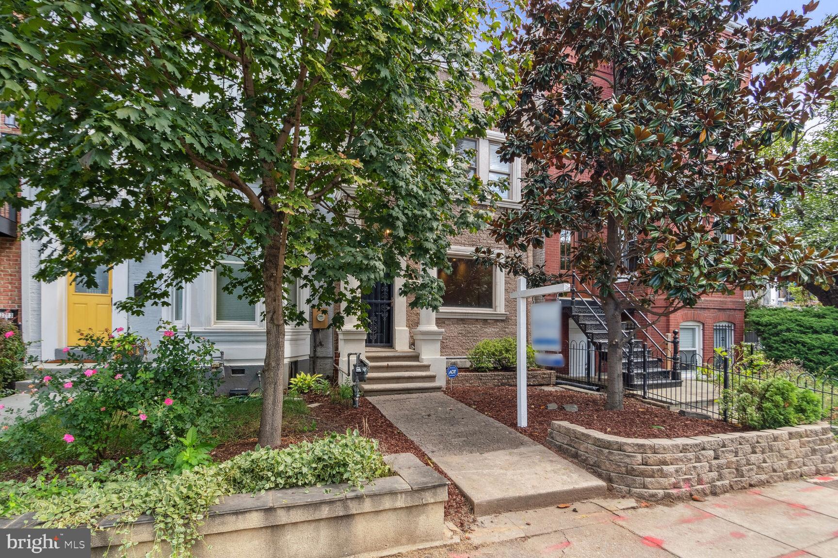 1709 6th Street Northwest Washington, DC 20001 - Photo 2 of 35 Front Yard