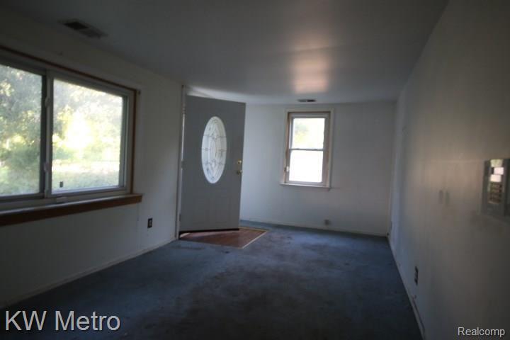 1516 Sibley Avenue Rochester Hills, MI 48307 - Photo 12 of 33