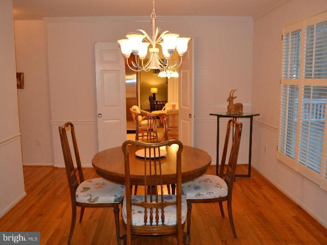 10804 Midsummer Drive Reston, VA 20191 - Photo 14 of 30 Dining Room