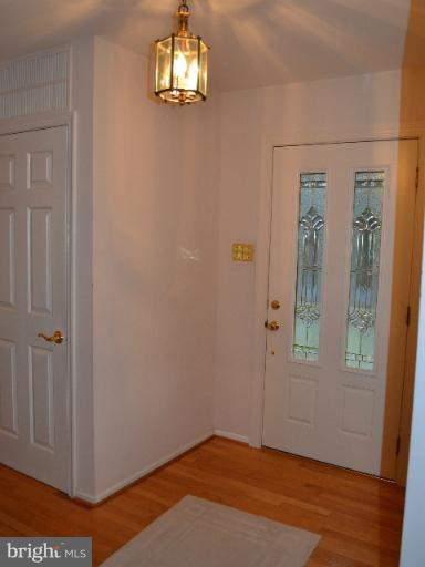 10804 Midsummer Drive Reston, VA 20191 - Photo 3 of 30 Interior (General)
