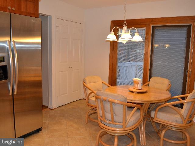 10804 Midsummer Drive Reston, VA 20191 - Photo 22 of 30 Kitchen