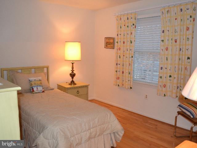 10804 Midsummer Drive Reston, VA 20191 - Photo 28 of 30 Bedroom