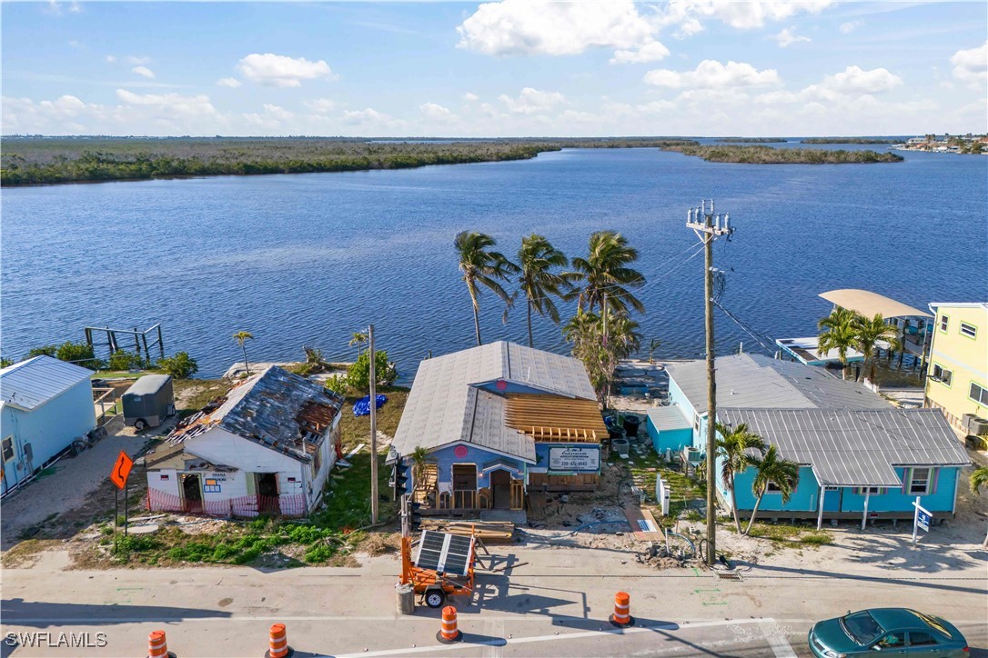 4742 Pine Island Road Matlacha, FL 33993 - Photo 5 of 29 Gallery Image 5