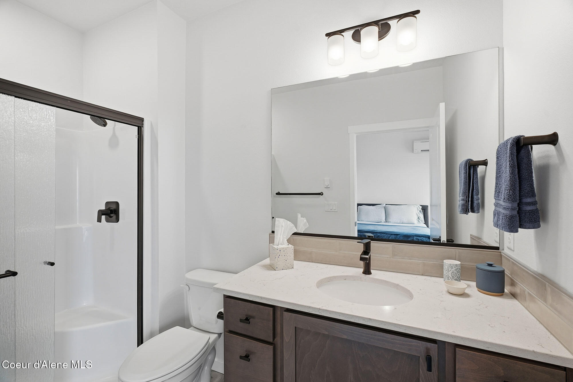 6510 North Atlas Road, Unit 207 Coeur D'Alene, ID 83815 - Photo 18 of 27 Primary Bathroom