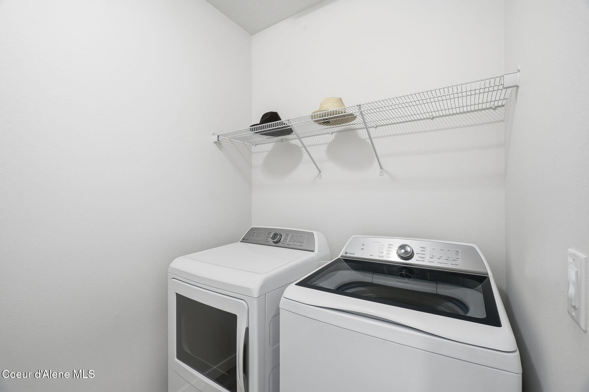 6510 North Atlas Road, Unit 207 Coeur D'Alene, ID 83815 - Photo 24 of 27 Laundry