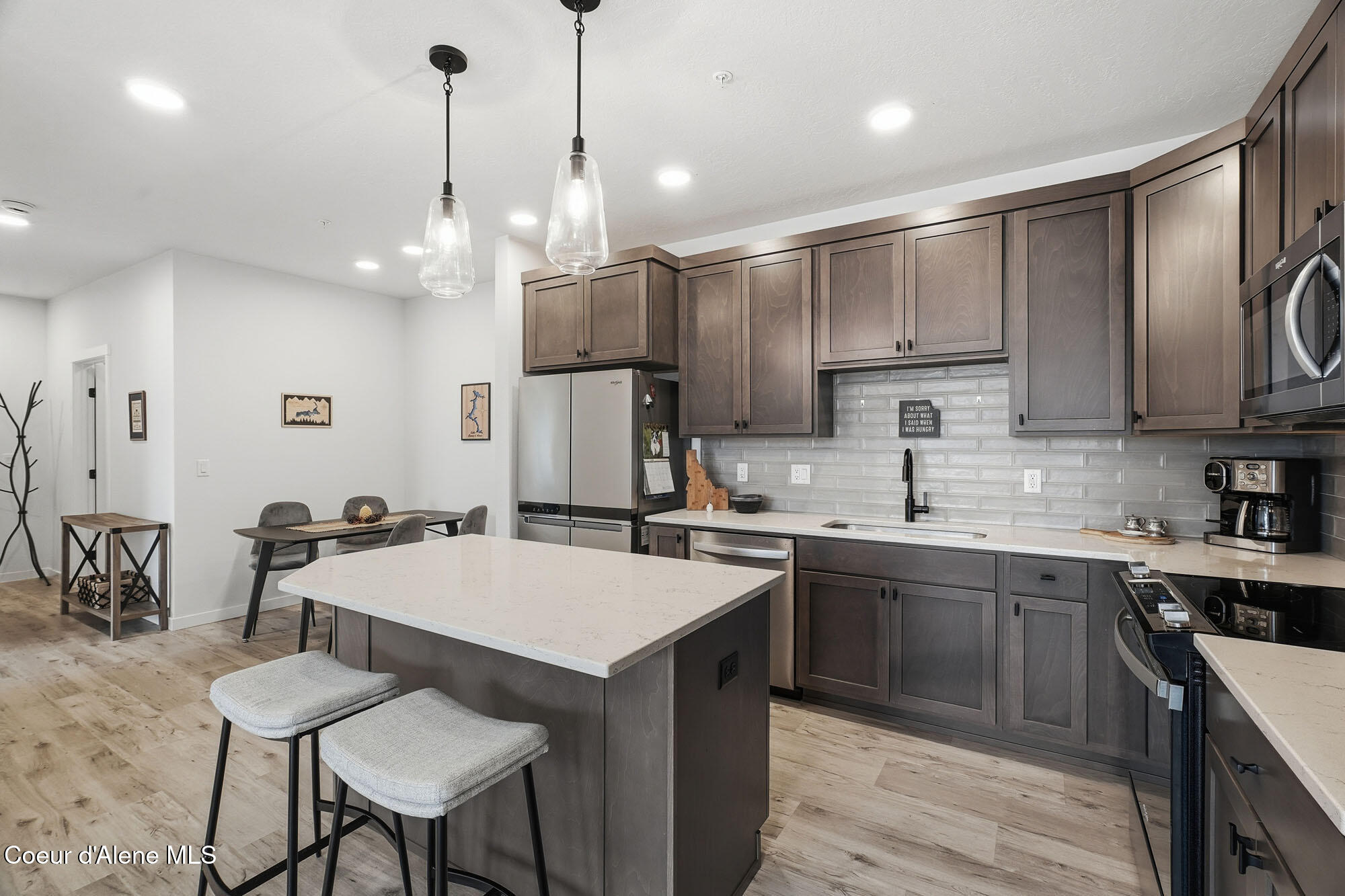 6510 North Atlas Road, Unit 207 Coeur D'Alene, ID 83815 - Photo 3 of 27 Kitchen