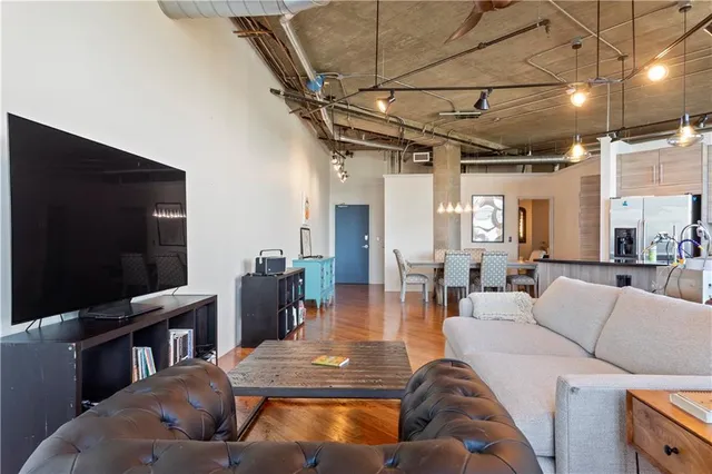 $545,000 | 3180 Mathieson Drive Northeast, Unit 807, Atlanta, GA 30305