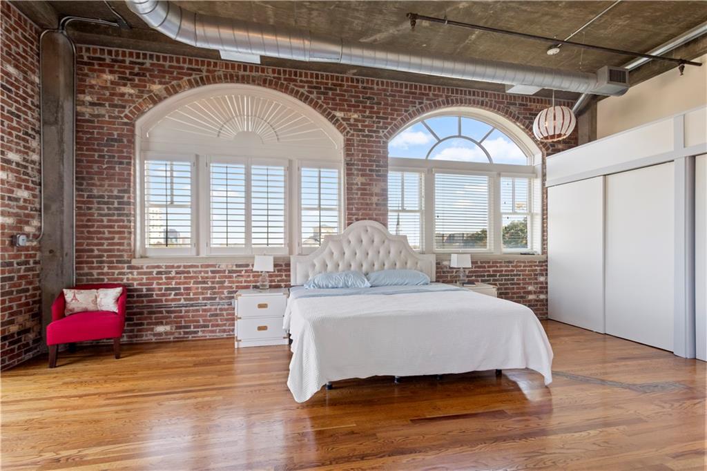 3180 Mathieson Drive Northeast, Unit 807 Atlanta, GA 30305 - Photo 9 of 22 a very nice looking room with a large window