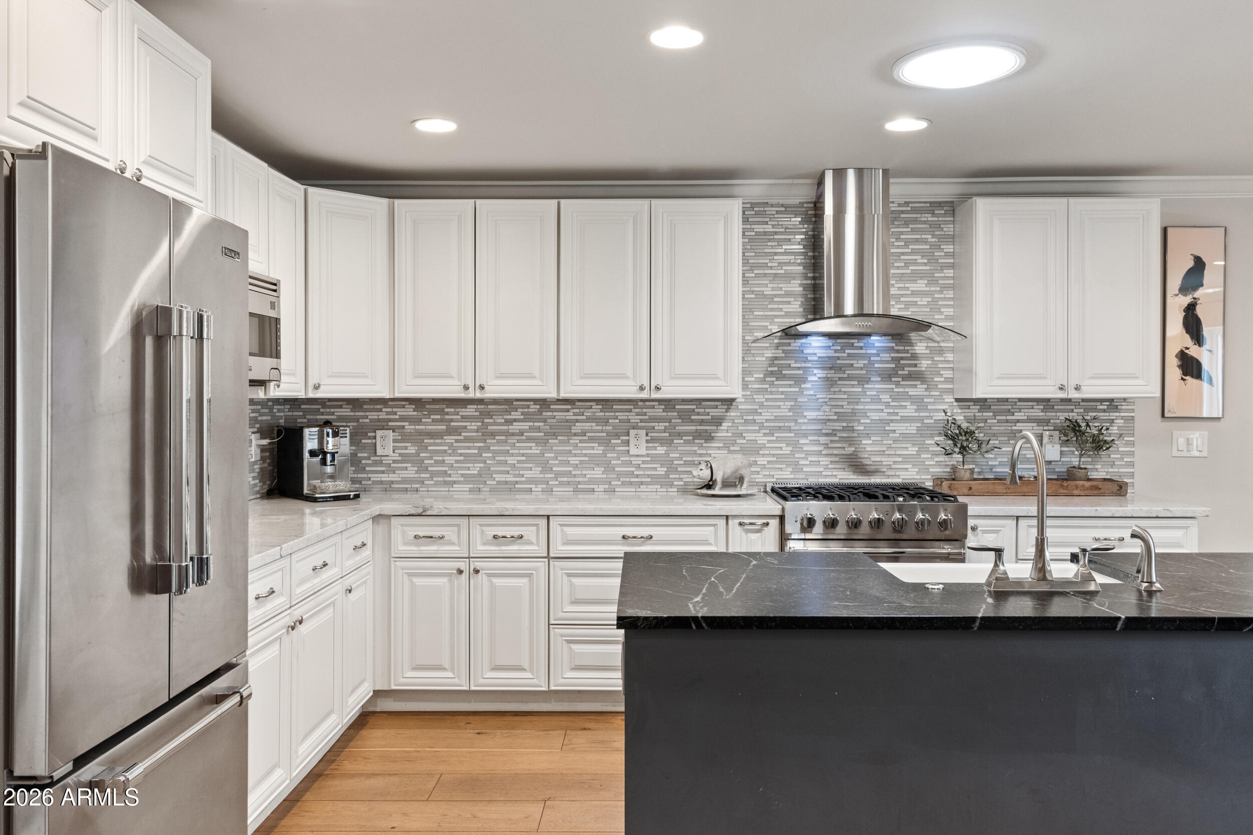 4025 East Osborn Road Phoenix, AZ 85018 - Photo 11 of 44 Kitchen