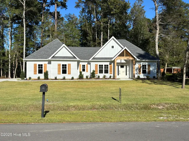 $499,900 | 25 Pinewood Drive, Carolina Shores, NC 28467