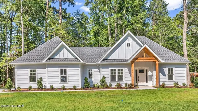 $499,900 | 25 Pinewood Drive, Carolina Shores, NC 28467