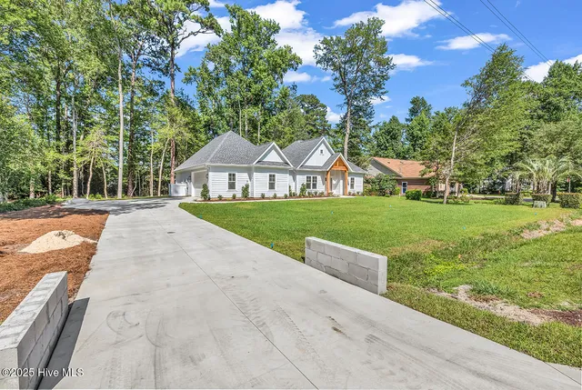 $499,900 | 25 Pinewood Drive, Carolina Shores, NC 28467