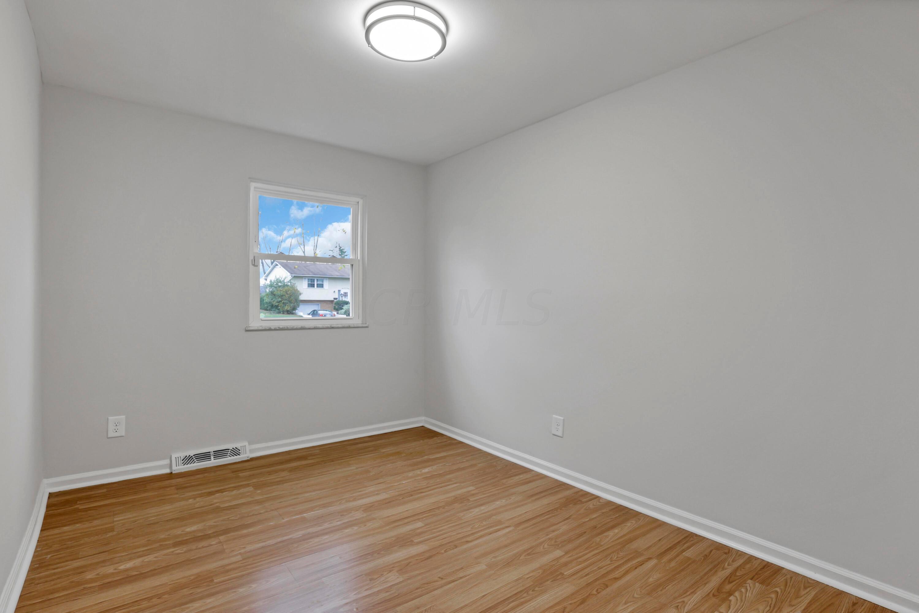 6381 Karl Road Columbus, OH 43229 - Photo 17 of 53 0V3A0409