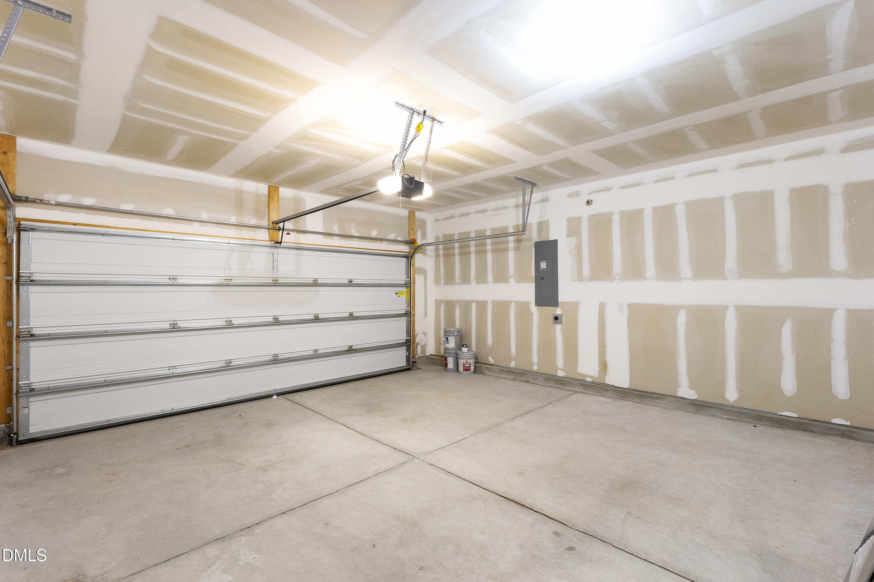 283 Summer Ranch Drive Fuquay-Varina, NC 27526 - Photo 22 of 30 22_garage