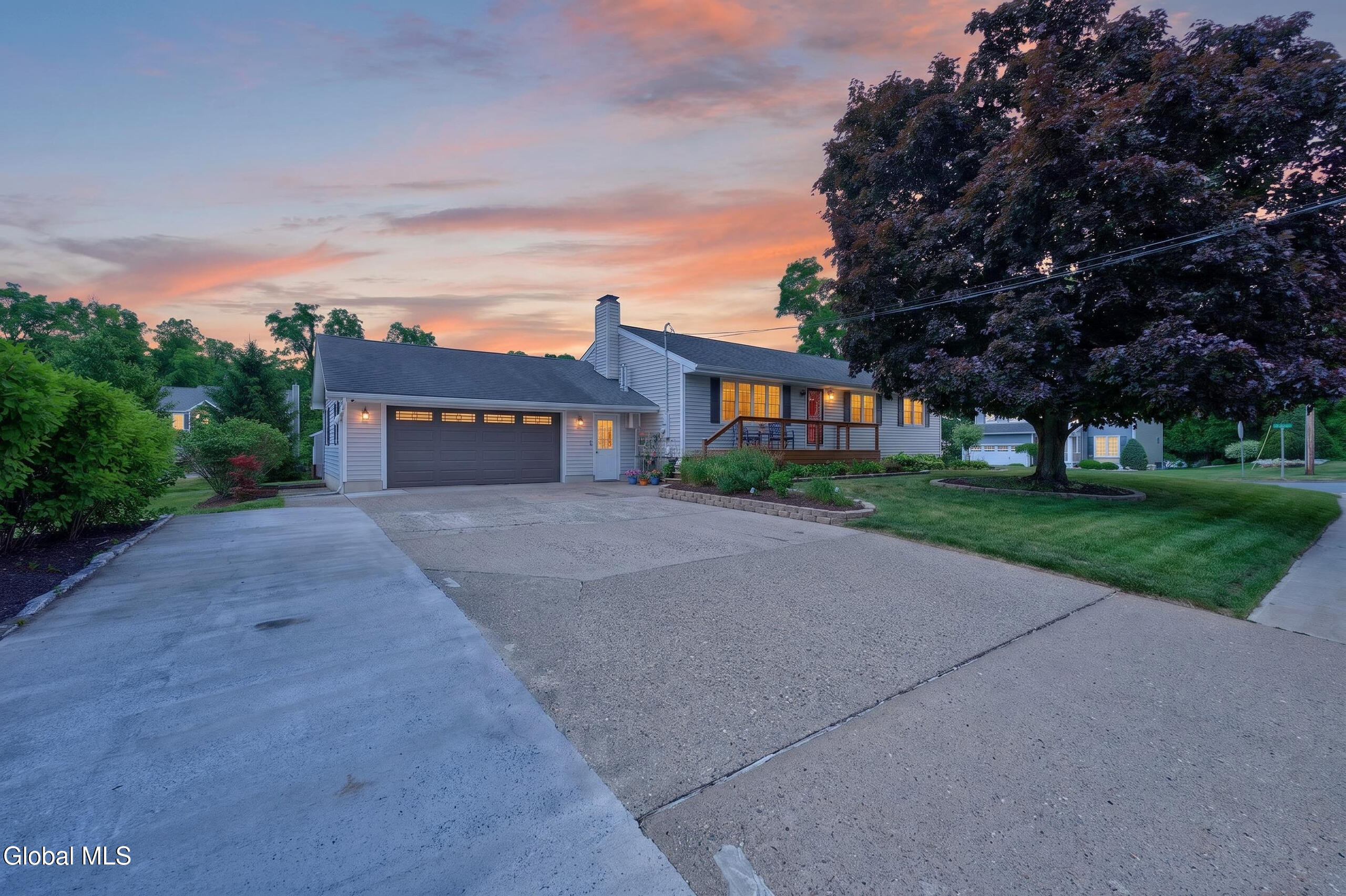 521 Russell Road Bethlehem, NY 12203 - Photo 2 of 51 0 Front 1twilight