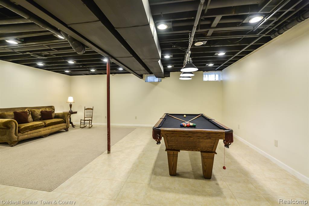 11088 Whitewood Road Pinckney, MI 48169 - Photo 31 of 44 Gallery Image 31