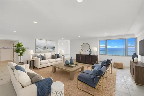 $1,250,000 | 5255 Collins Avenue, Unit 14D, Miami Beach, FL 33140