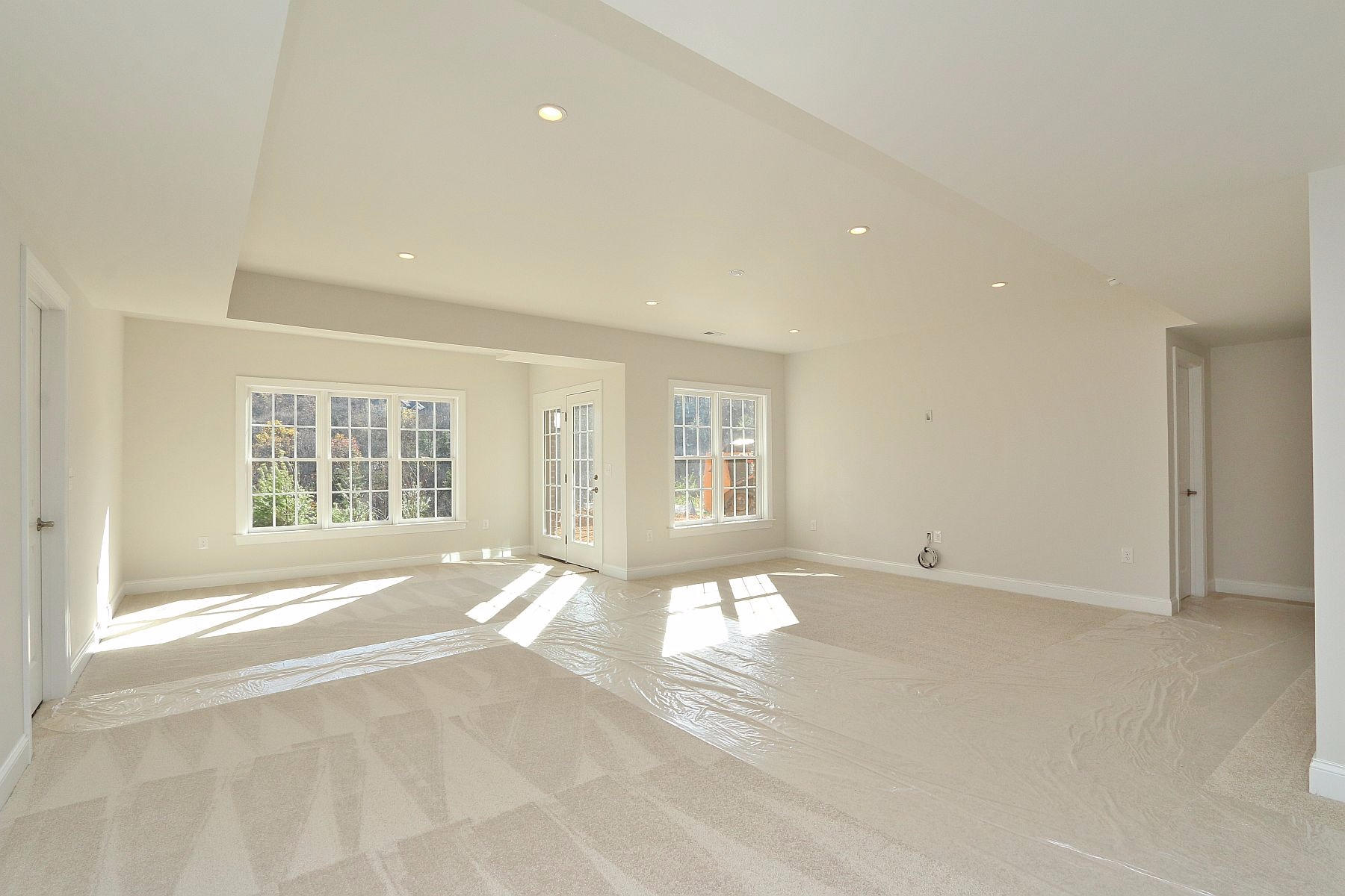 6875 Fairway Ridge Road Salem, VA 24153 - Photo 82 of 91 a view of an empty room with a window