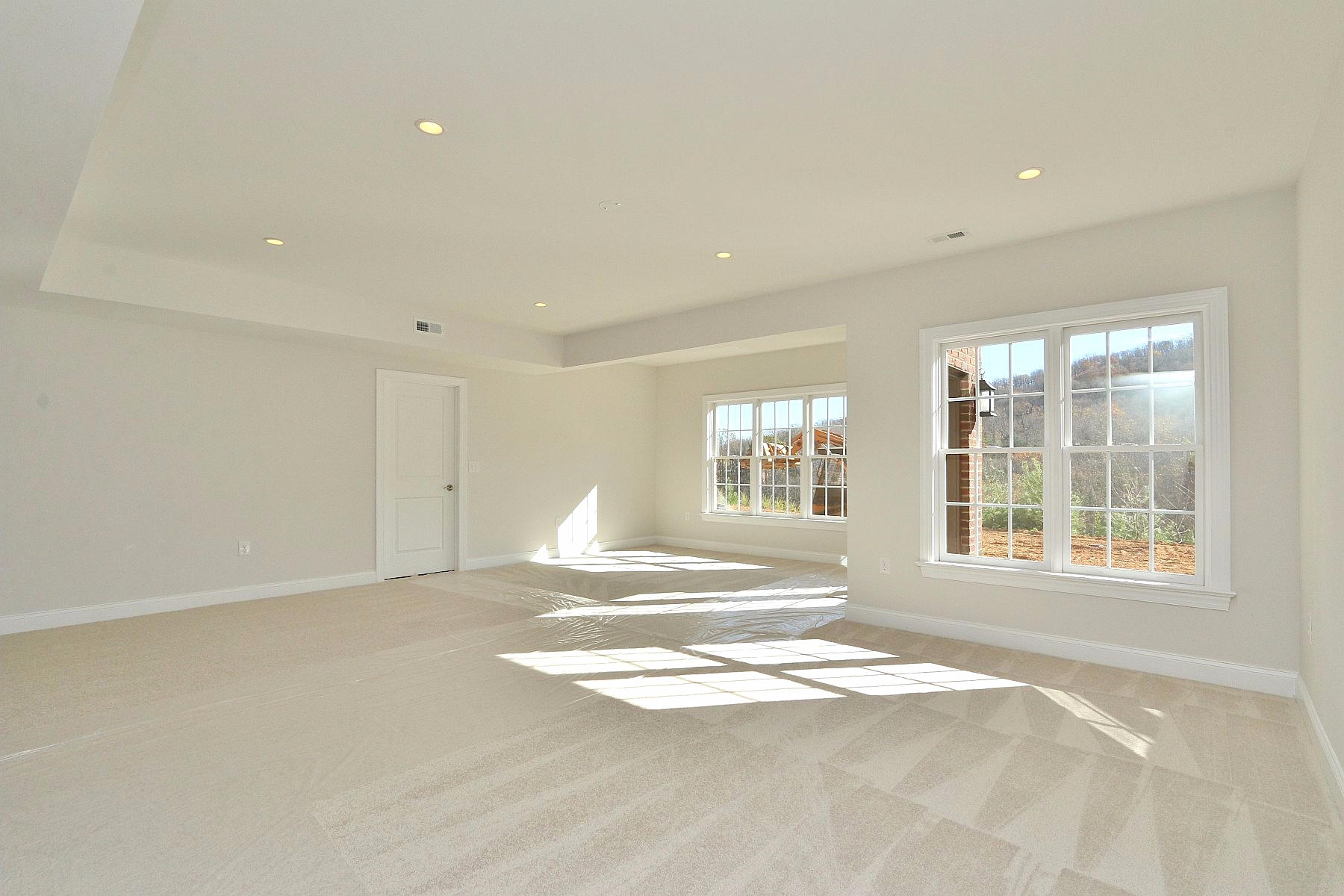 6875 Fairway Ridge Road Salem, VA 24153 - Photo 83 of 91 a view of an empty room with a window