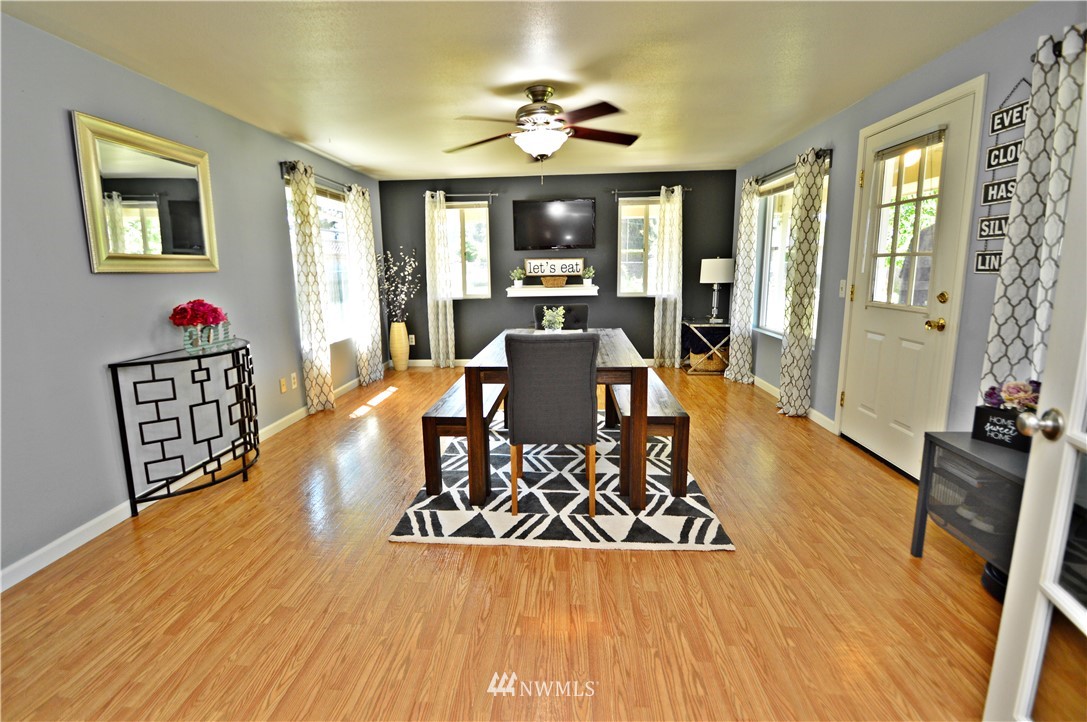 11323 Southeast 180th Place Renton, WA 98055 - Photo 12 of 27 Gallery Image 12