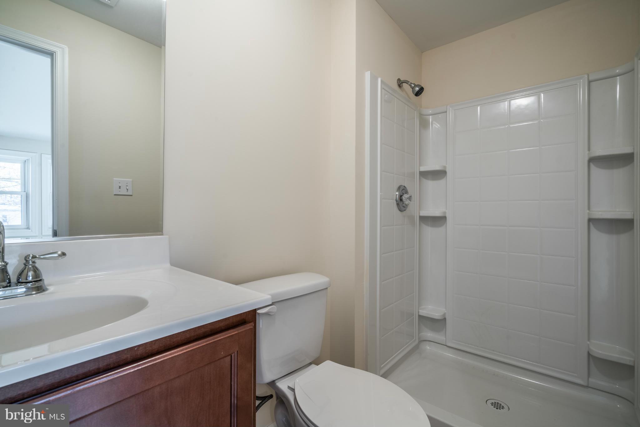 51 Pendleton Road Fredericksburg, VA 22405 - Photo 18 of 20 Bath