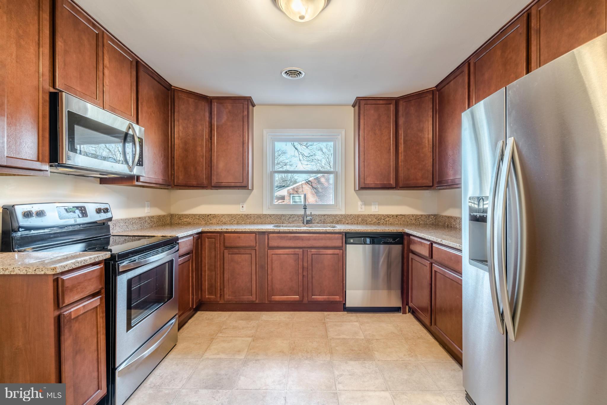 51 Pendleton Road Fredericksburg, VA 22405 - Photo 9 of 20 Kitchen