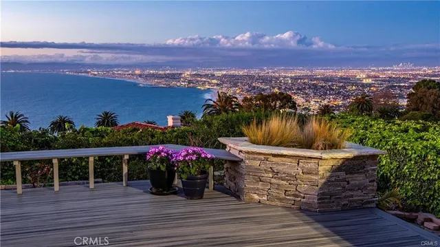 $8,990 | 2225 Vía Guadalana, Palos Verdes Estates, CA 90274