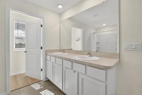 $500,000 | 7751 Rosewood Gdn Loop, Tampa, FL 33637