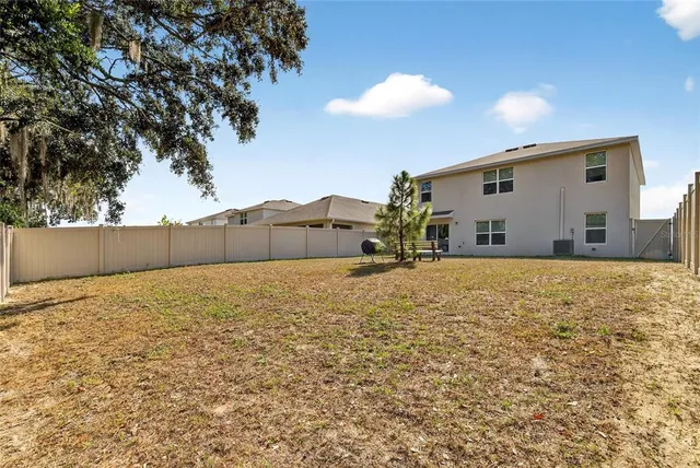 $500,000 | 7751 Rosewood Gdn Loop, Tampa, FL 33637