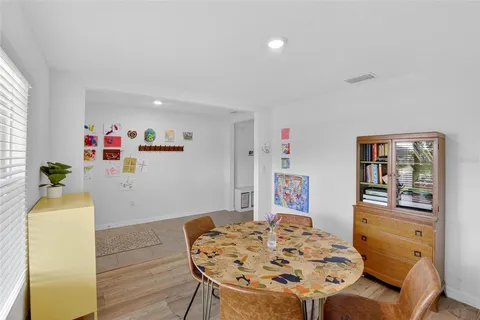 $500,000 | 7751 Rosewood Gdn Loop, Temple Terrace, FL 33637