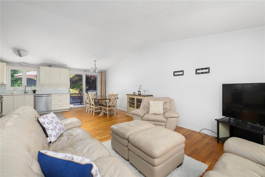 80 Old Pine Road Narragansett, RI 02882 - Photo 10 of 30