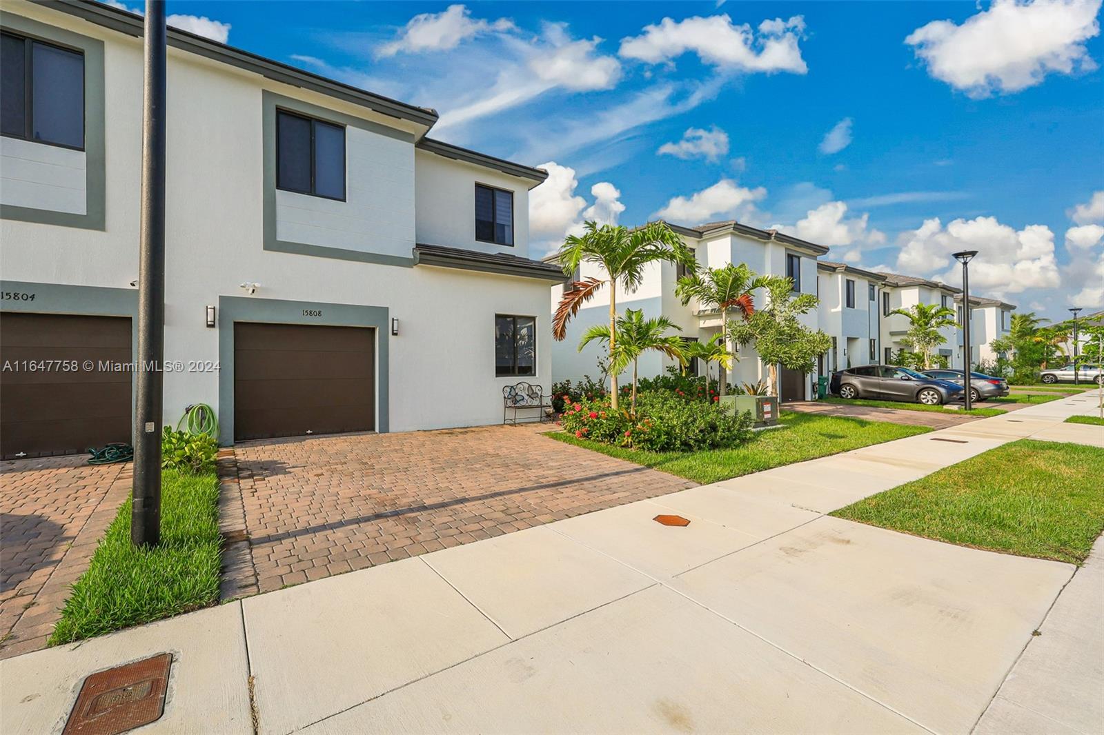 15808 Southwest 136 Way Miami, FL 33196 - Photo 2 of 39