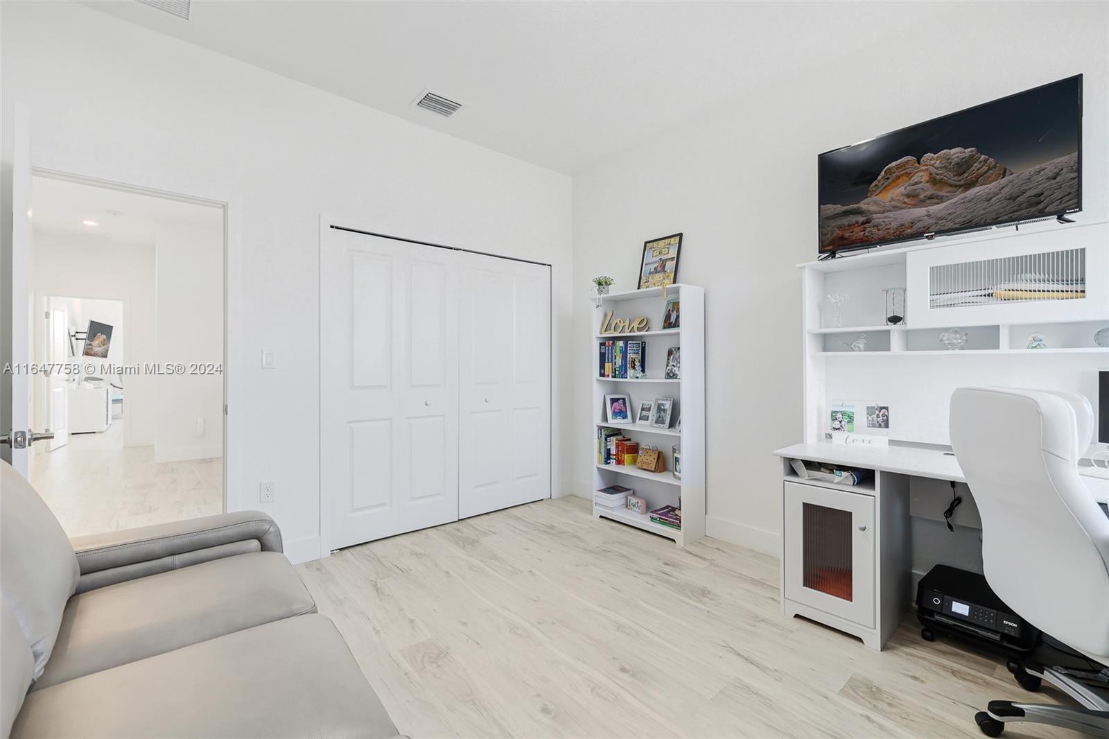 15808 Southwest 136 Way Miami, FL 33196 - Photo 26 of 39