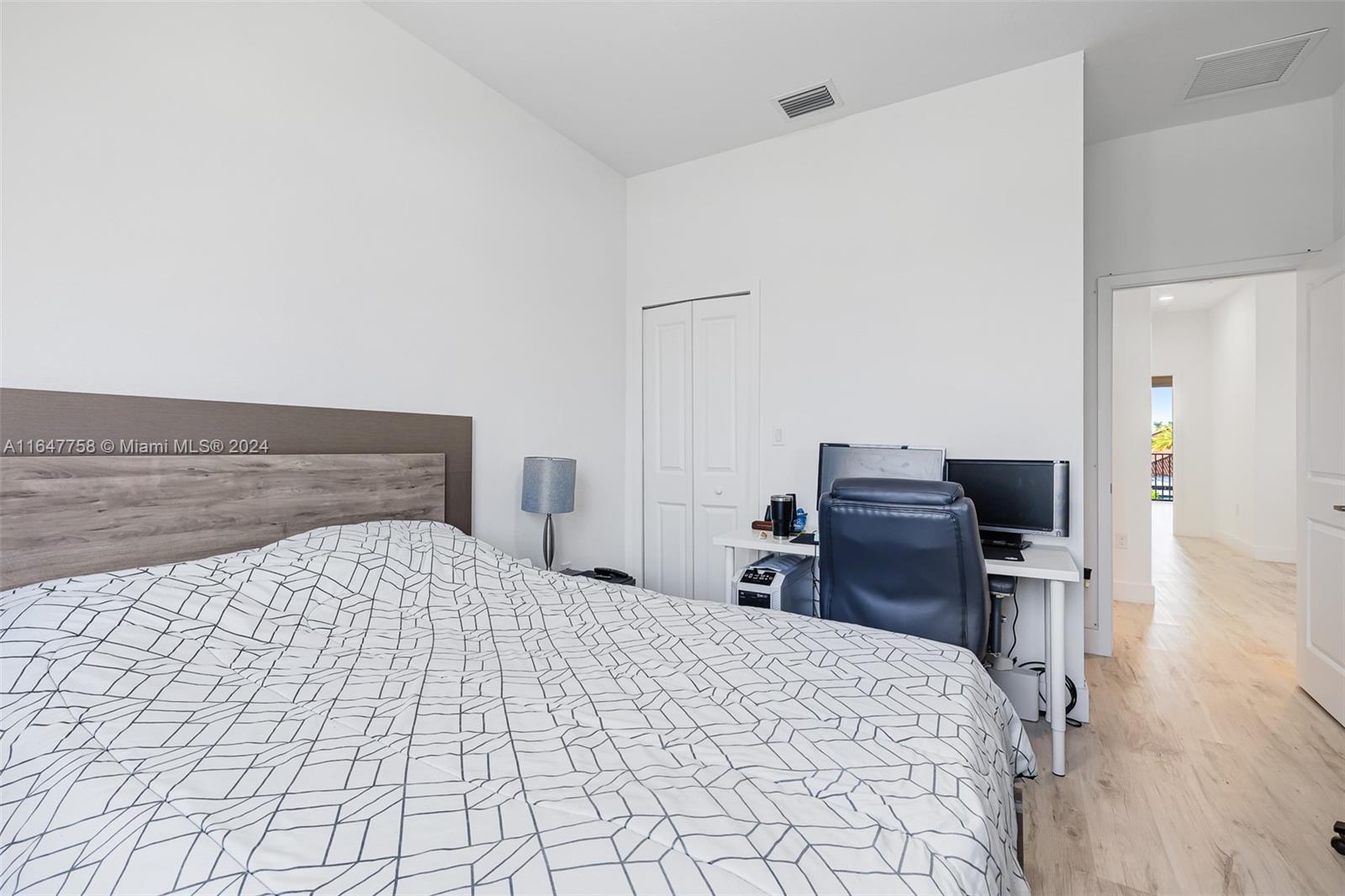 15808 Southwest 136 Way Miami, FL 33196 - Photo 28 of 39