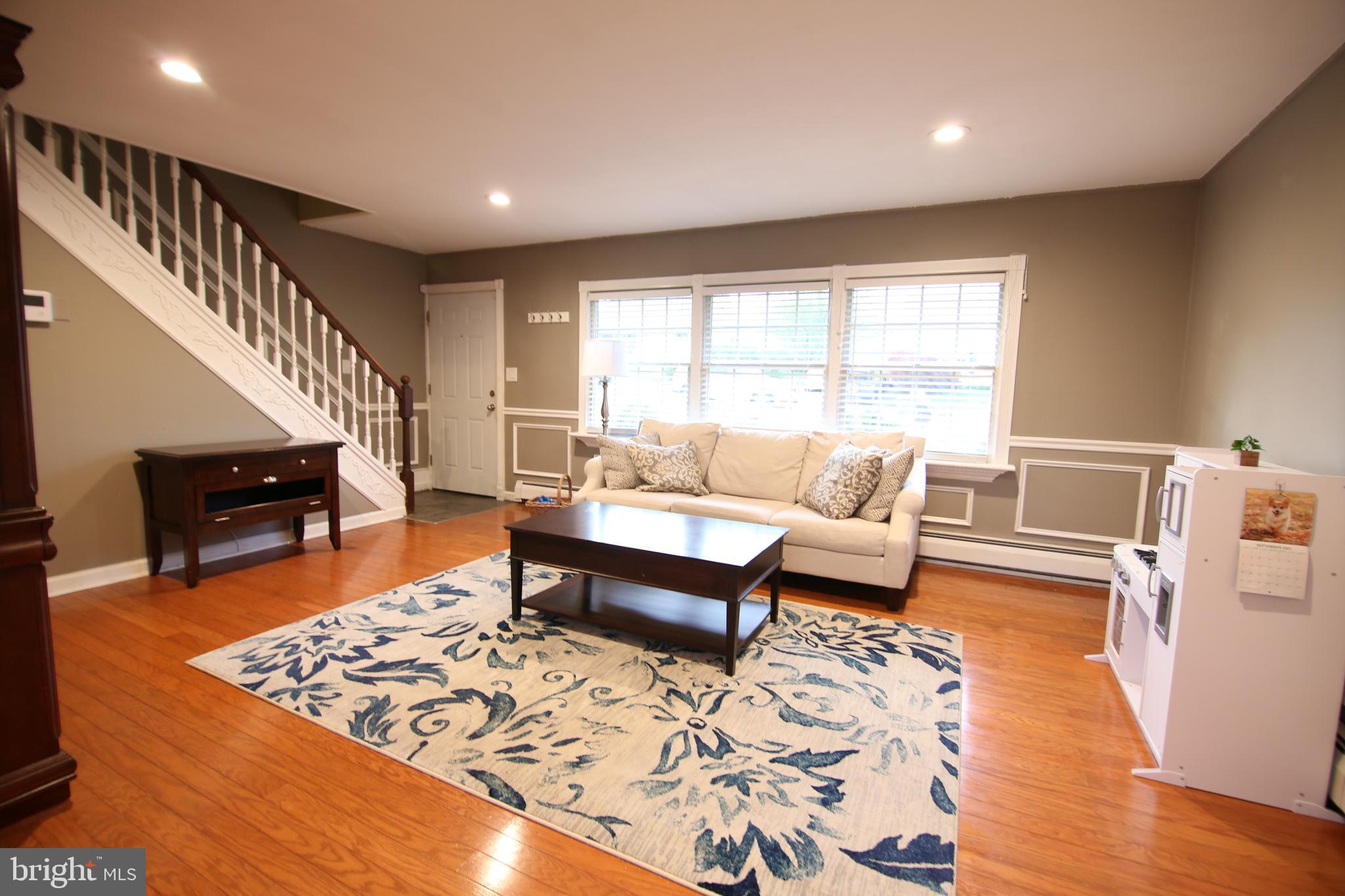 40 Canary Road Levittown, PA 19057 - Photo 8 of 24