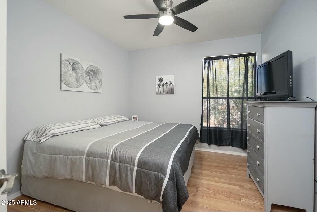 9151 West Greenway Road, Unit 276 Peoria, AZ 85381 - Photo 12 of 36 Bedroom 2