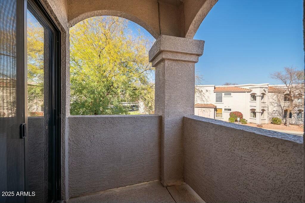 9151 West Greenway Road, Unit 276 Peoria, AZ 85381 - Photo 19 of 36 Balcony