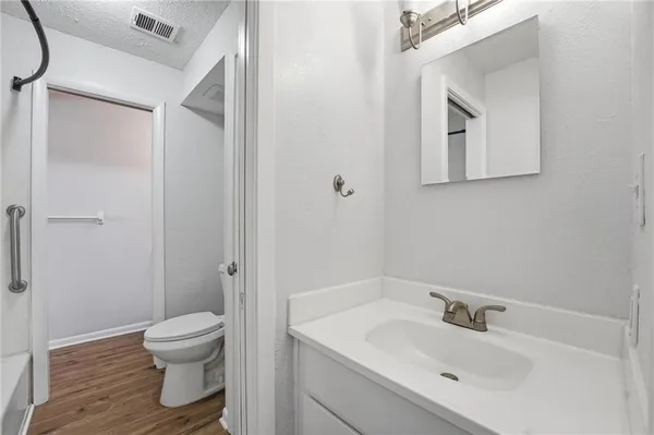 $160,000 | 6232 Robinson Street, Unit 2, Overland Park, KS 66202