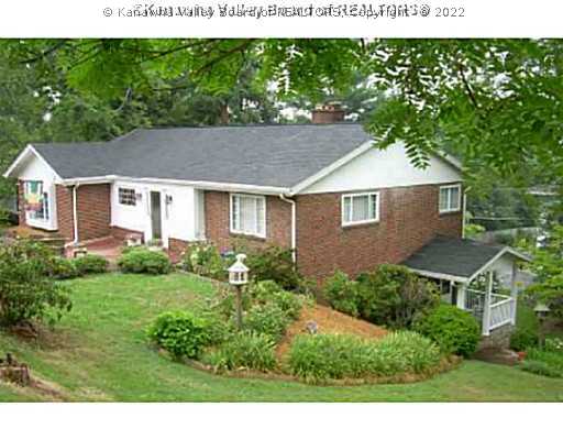 1802 Loudon Heights Road Charleston, WV 25314 - Photo 1 of 16 Exterior Front.