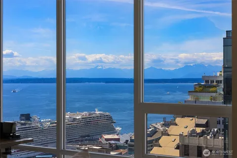 $749,000 | 121 Stewart Street, Unit 2008, Seattle, WA 98101